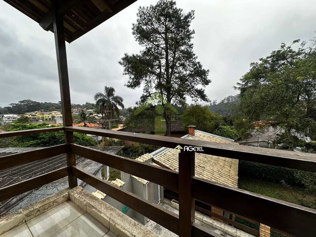 Sobrado de Condomínio em Itapecerica da Serra, no bairro Parque Delfim Verde