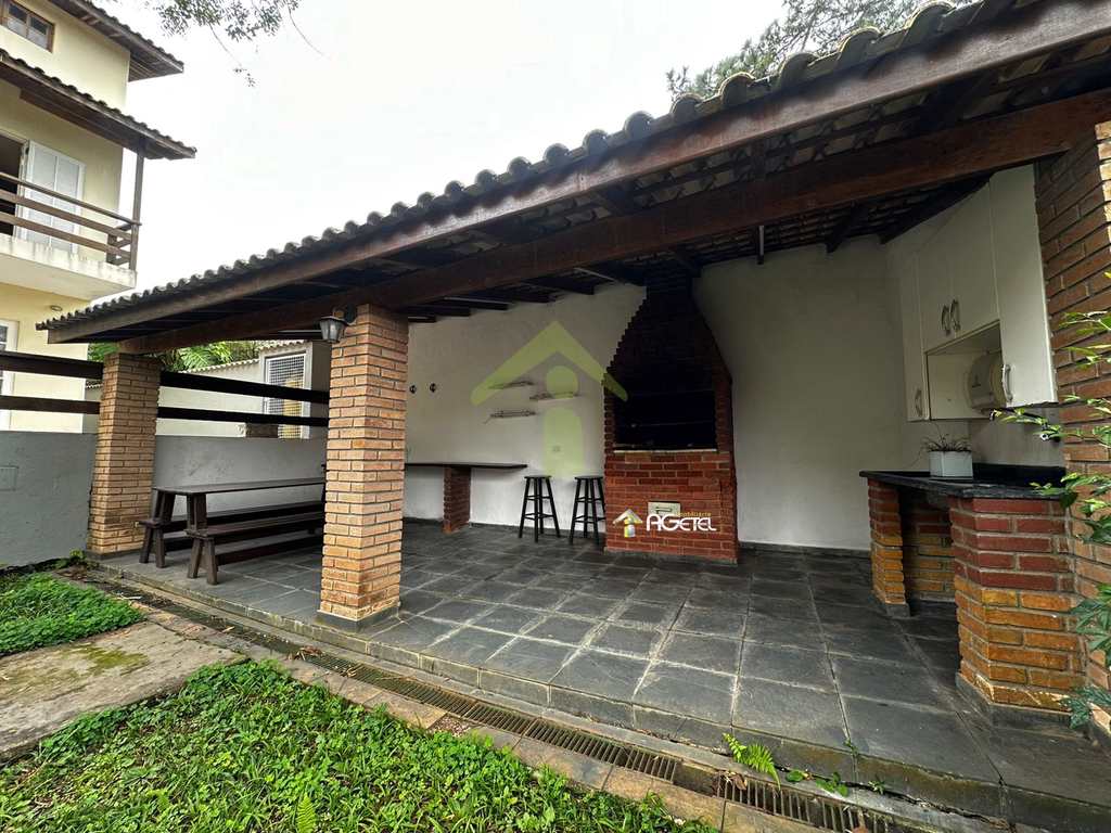 Sobrado de Condomínio em Itapecerica da Serra, no bairro Parque Delfim Verde