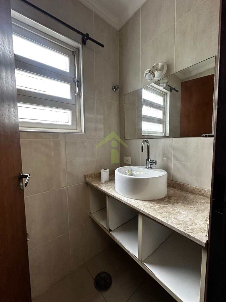 Sobrado de Condomínio em Itapecerica da Serra, no bairro Parque Delfim Verde