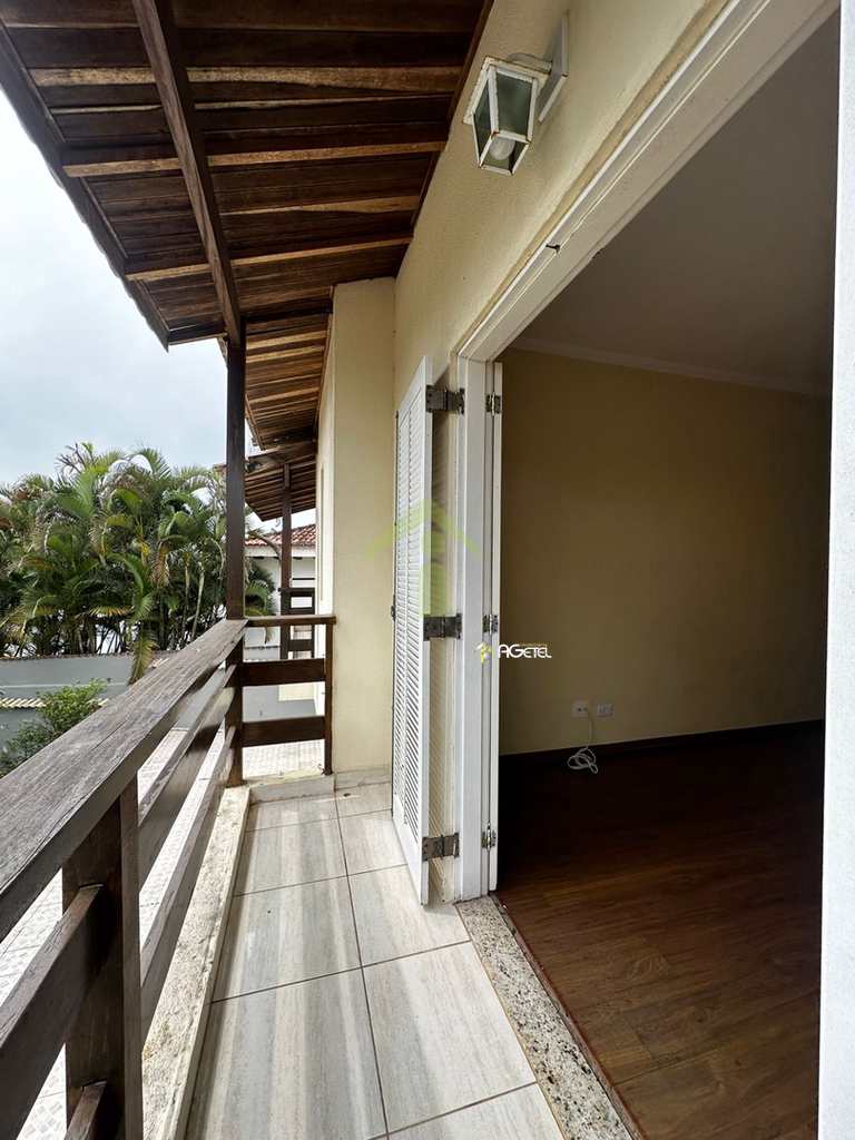 Sobrado de Condomínio em Itapecerica da Serra, no bairro Parque Delfim Verde