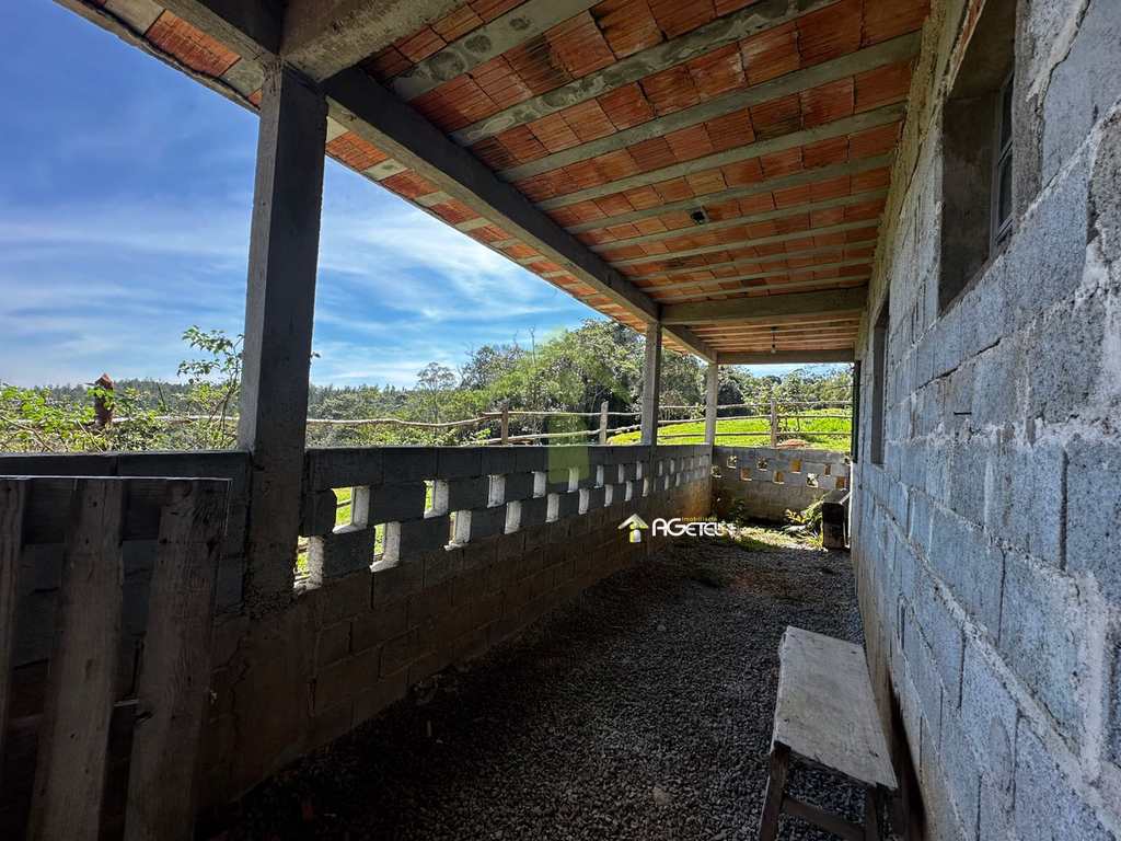 Fazenda em Embu-Guaçu, no bairro Jardim dos Eucaliptos