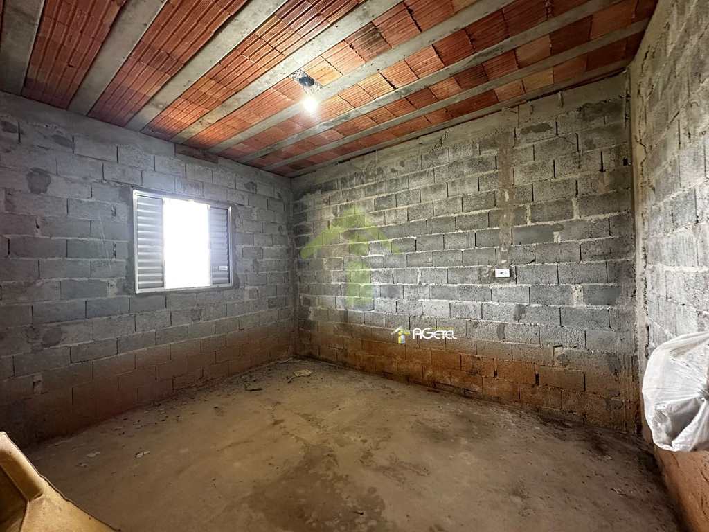 Fazenda em Embu-Guaçu, no bairro Jardim dos Eucaliptos