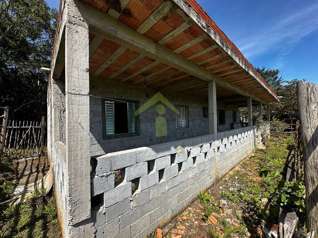 Fazenda em Embu-Guaçu, no bairro Jardim dos Eucaliptos
