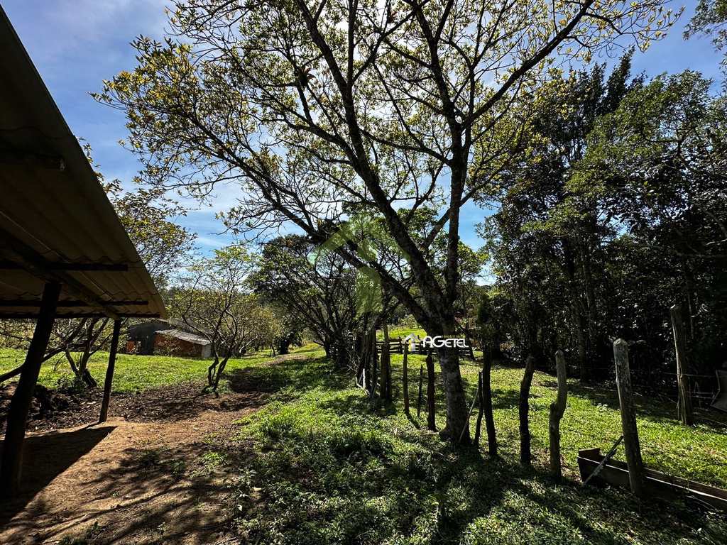 Fazenda em Embu-Guaçu, no bairro Jardim dos Eucaliptos