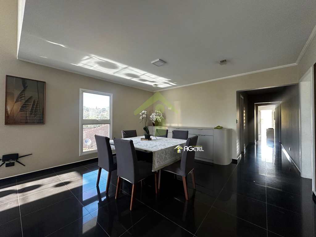 Sobrado de Condomínio em Embu-Guaçu, no bairro Fazenda da Ilha (Interlagos Sul)