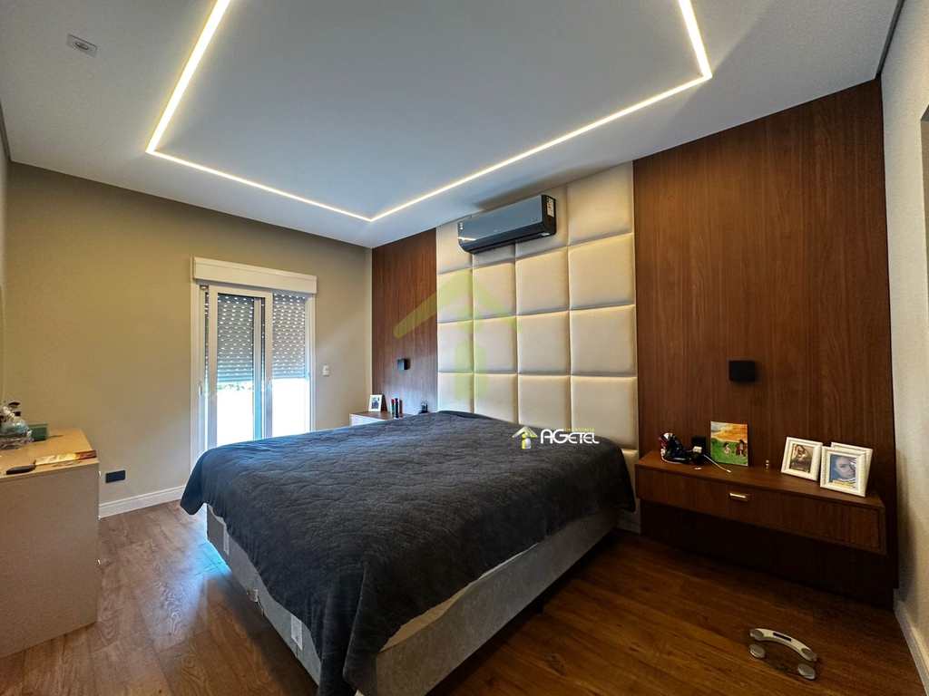 Sobrado de Condomínio em Embu-Guaçu, no bairro Fazenda da Ilha (Interlagos Sul)