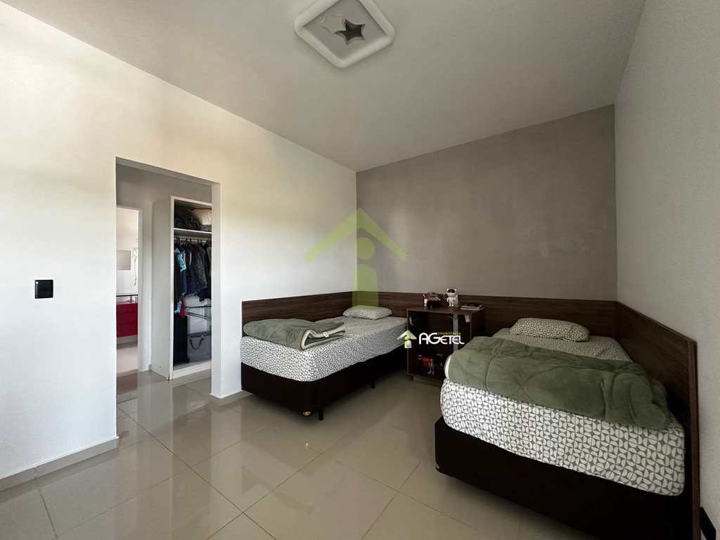 Sobrado de Condomínio em Embu-Guaçu, no bairro Fazenda da Ilha (Interlagos Sul)