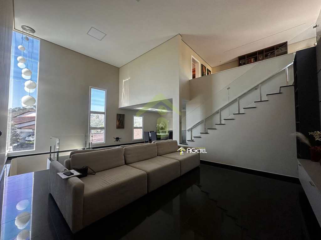 Sobrado de Condomínio em Embu-Guaçu, no bairro Fazenda da Ilha (Interlagos Sul)