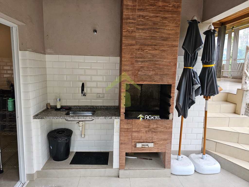 Casa de Condomínio em Embu-Guaçu, no bairro Fazenda da Ilha (Interlagos Sul)