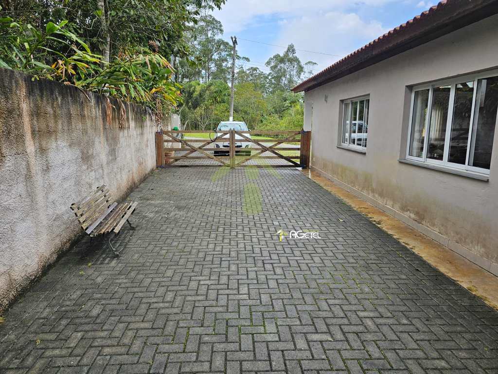 Casa de Condomínio em Embu-Guaçu, no bairro Fazenda da Ilha (Interlagos Sul)