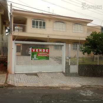 Sobrado em Campo Grande, bairro Vila Rosa Pires