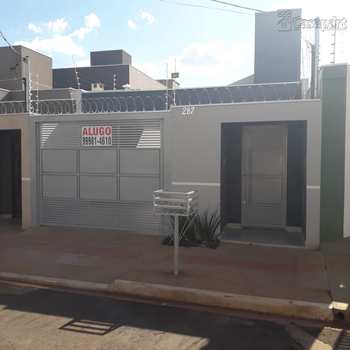 Casa em Campo Grande, bairro Carandá Bosque