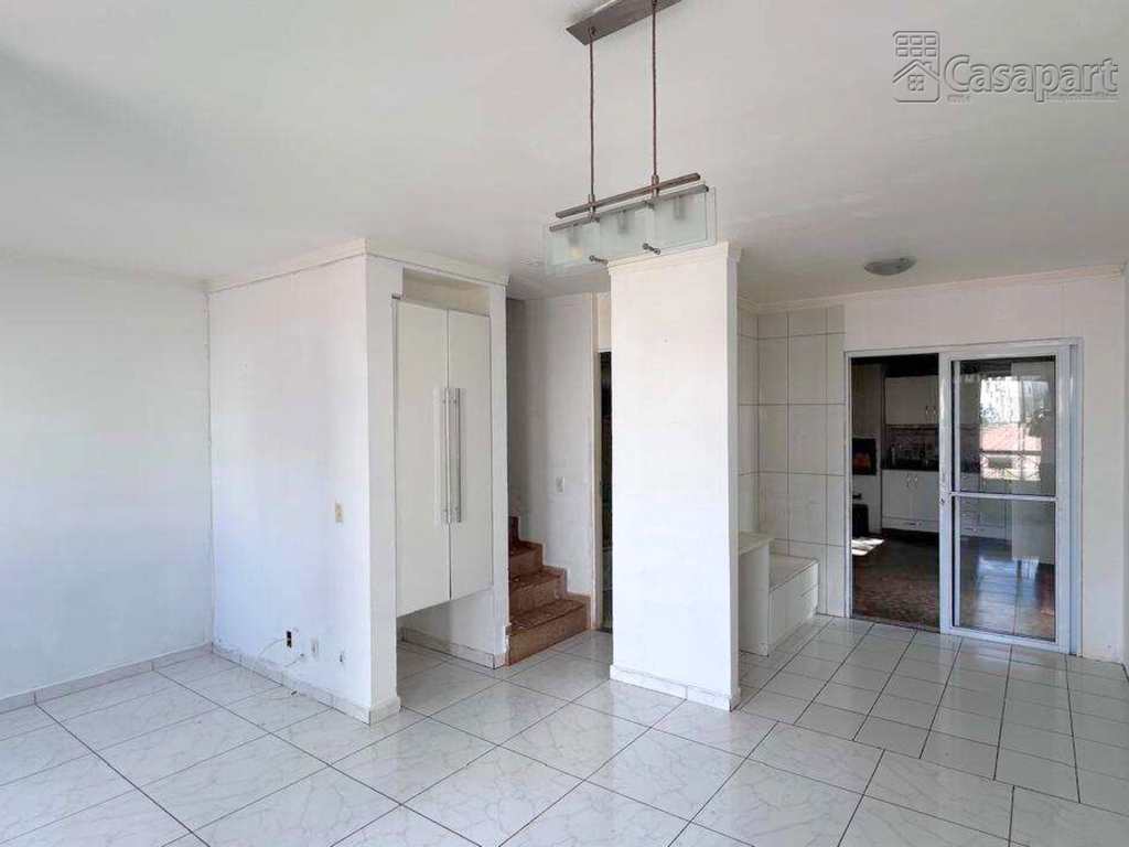 Sobrado de Condomínio em Campo Grande, no bairro Parque Residencial Rita Vieira