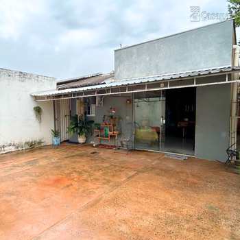 Casa em Campo Grande, bairro Parque dos Novos Estados