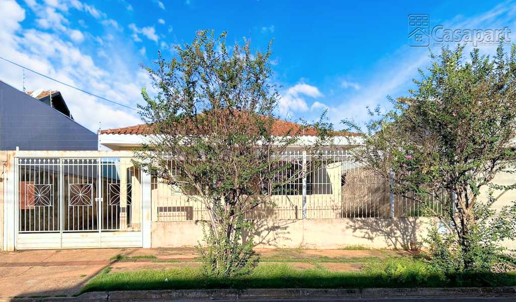 Casa em Campo Grande, bairro Jardim Tijuca