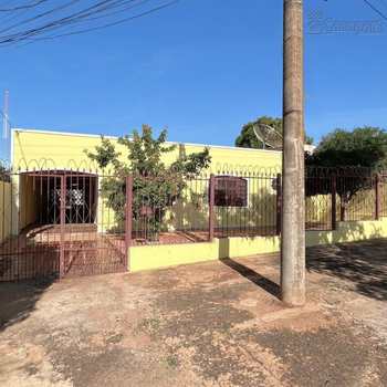 Casa em Campo Grande, bairro Jardim Jacy