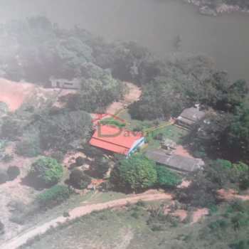Rancho em Nazareno, bairro Centro