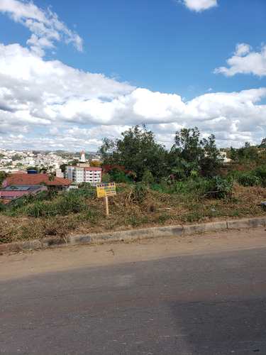 Terreno, código 258 em São João Del Rei, bairro Vila João Lombard (Fábricas)