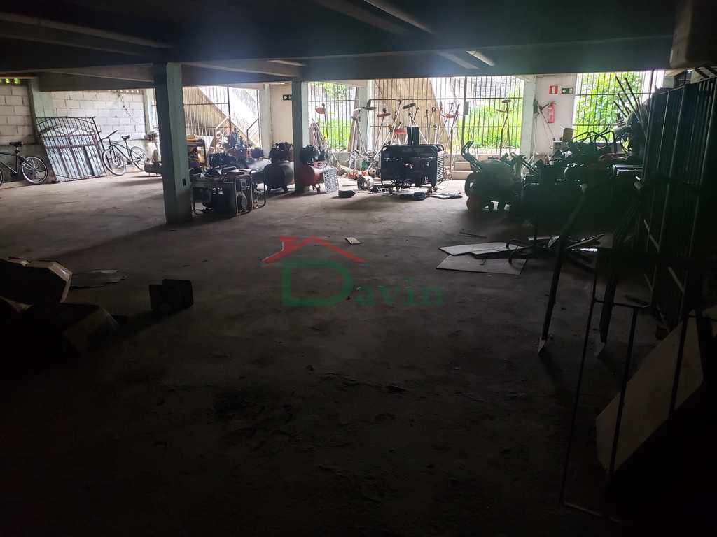 Conjunto Comercial em São João Del Rei, no bairro Colônia do Marçal