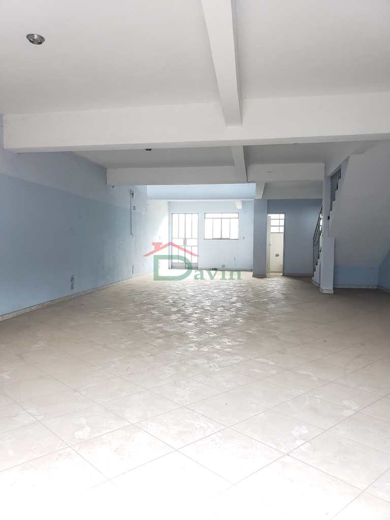 Conjunto Comercial em São João Del Rei, no bairro Colônia do Marçal