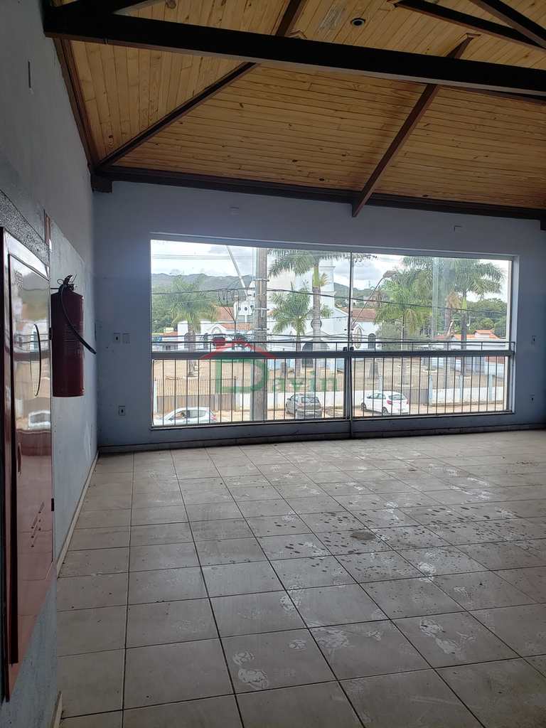 Conjunto Comercial em São João Del Rei, no bairro Colônia do Marçal