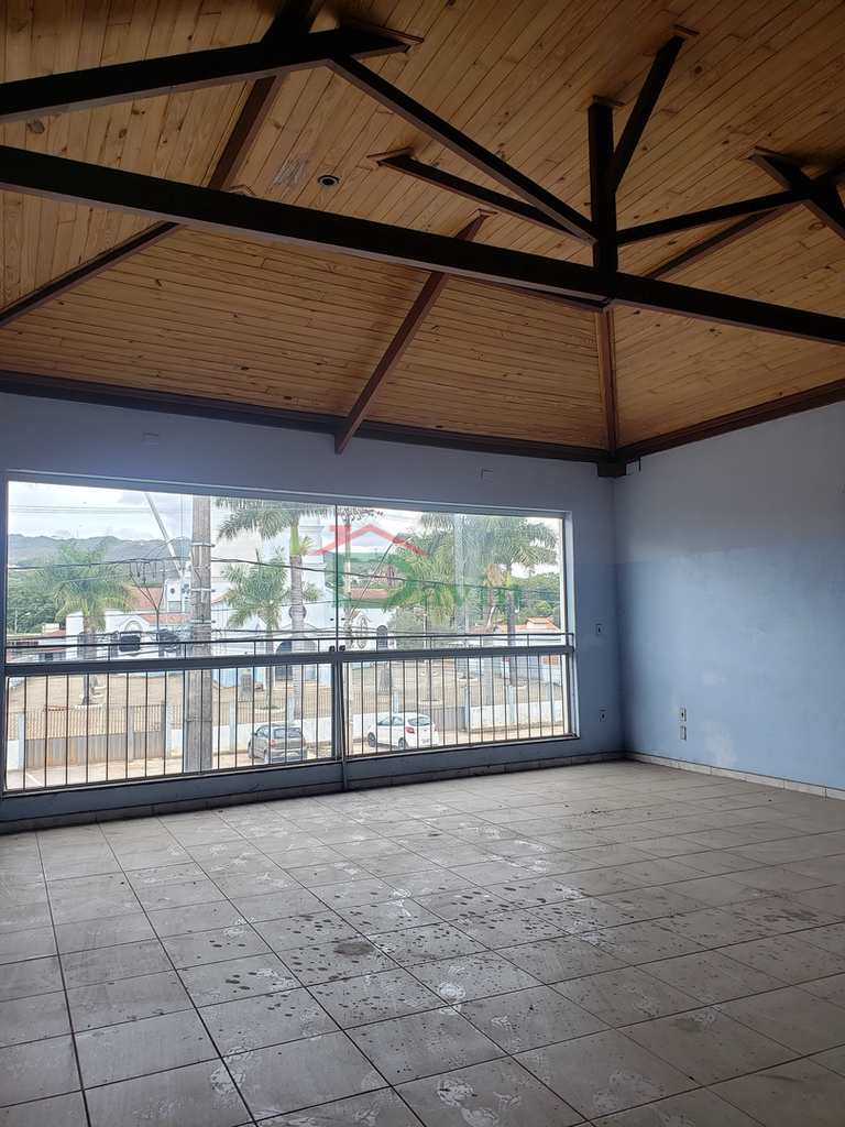 Conjunto Comercial em São João Del Rei, no bairro Colônia do Marçal