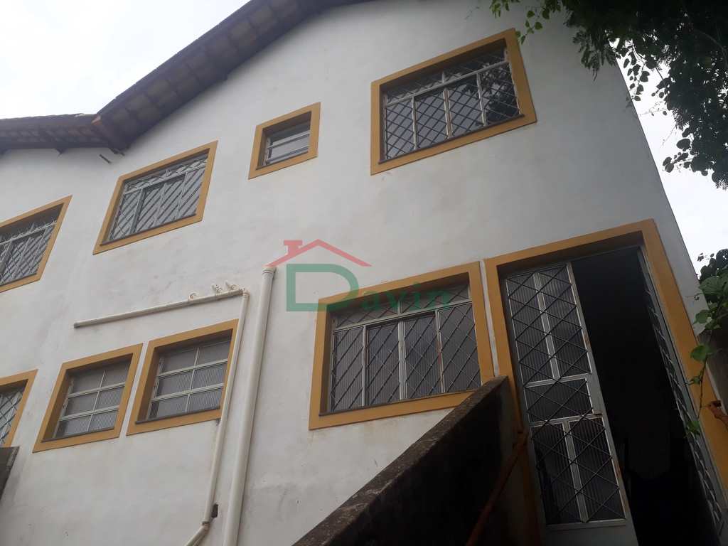 Conjunto Comercial em São João Del Rei, no bairro Colônia do Marçal