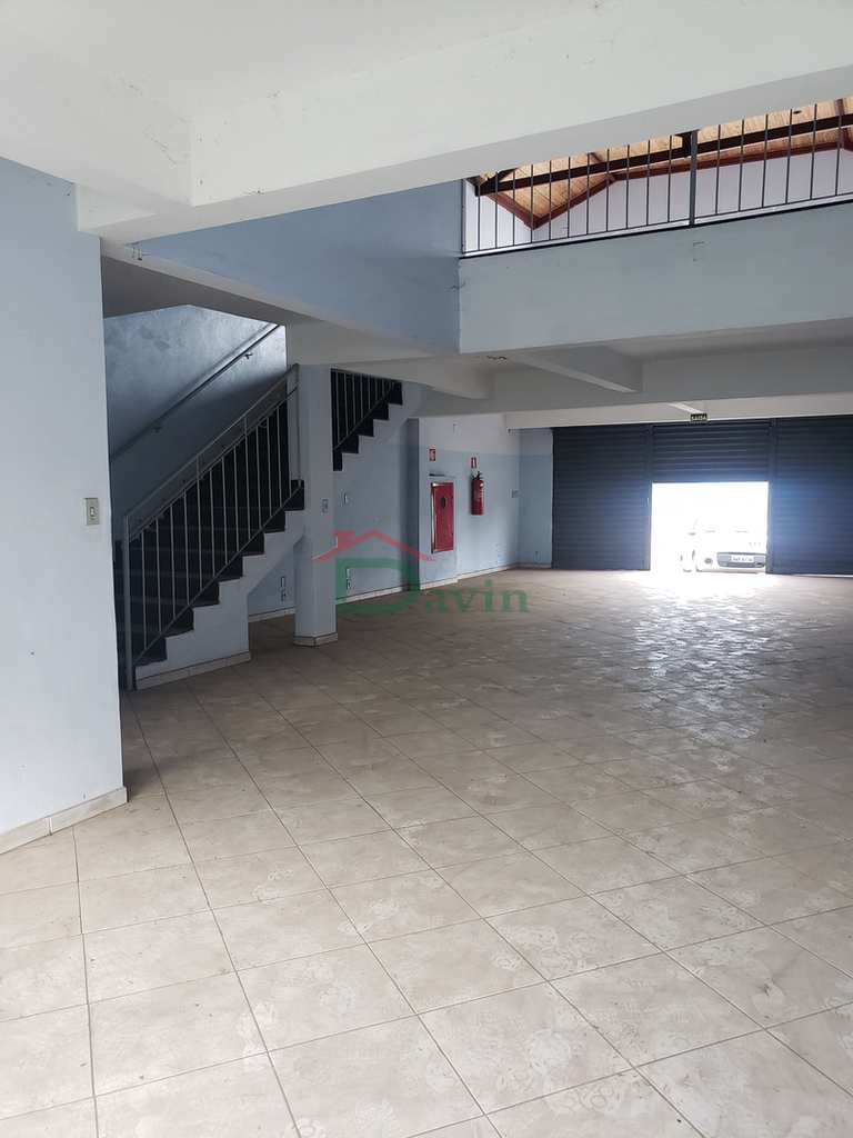 Conjunto Comercial em São João Del Rei, no bairro Colônia do Marçal