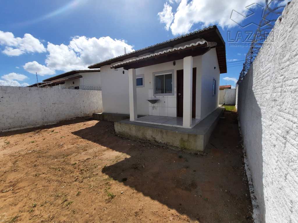 Casa em São Gonçalo do Amarante, no bairro Flores do Campo