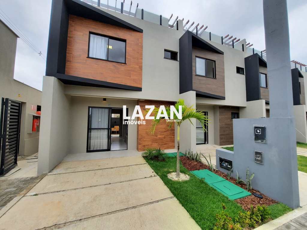 Casa em Parnamirim, no bairro Parque das Árvores