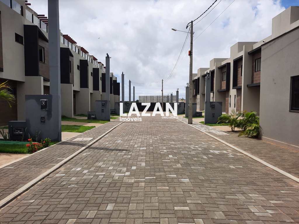 Casa em Parnamirim, no bairro Parque das Árvores
