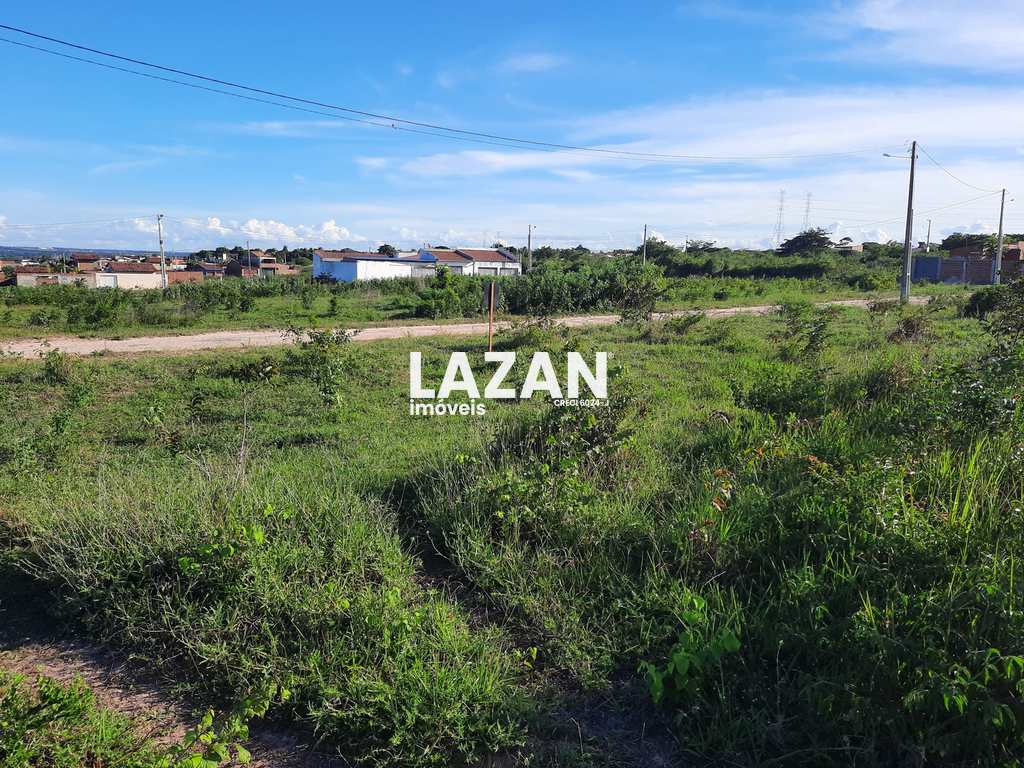 Terreno em São Gonçalo do Amarante, no bairro Santos Dumont