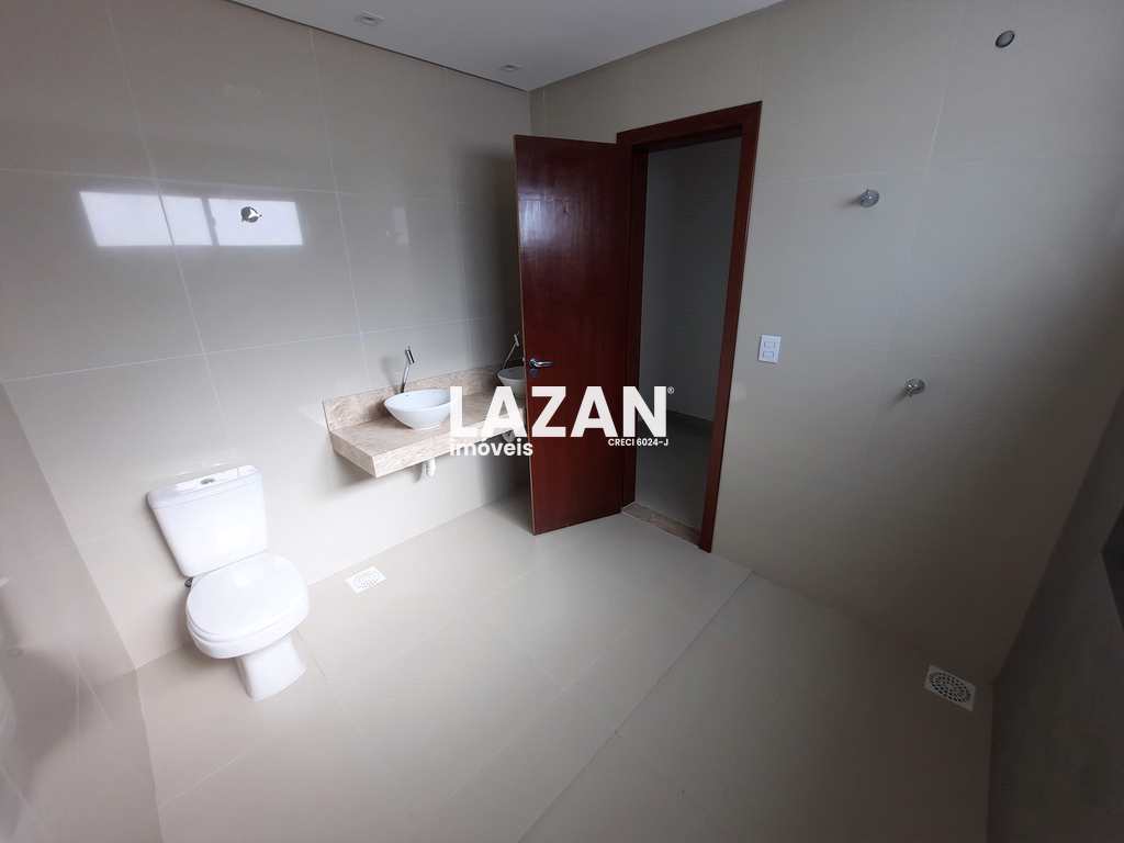 Casa em Parnamirim, no bairro Parque das Nações