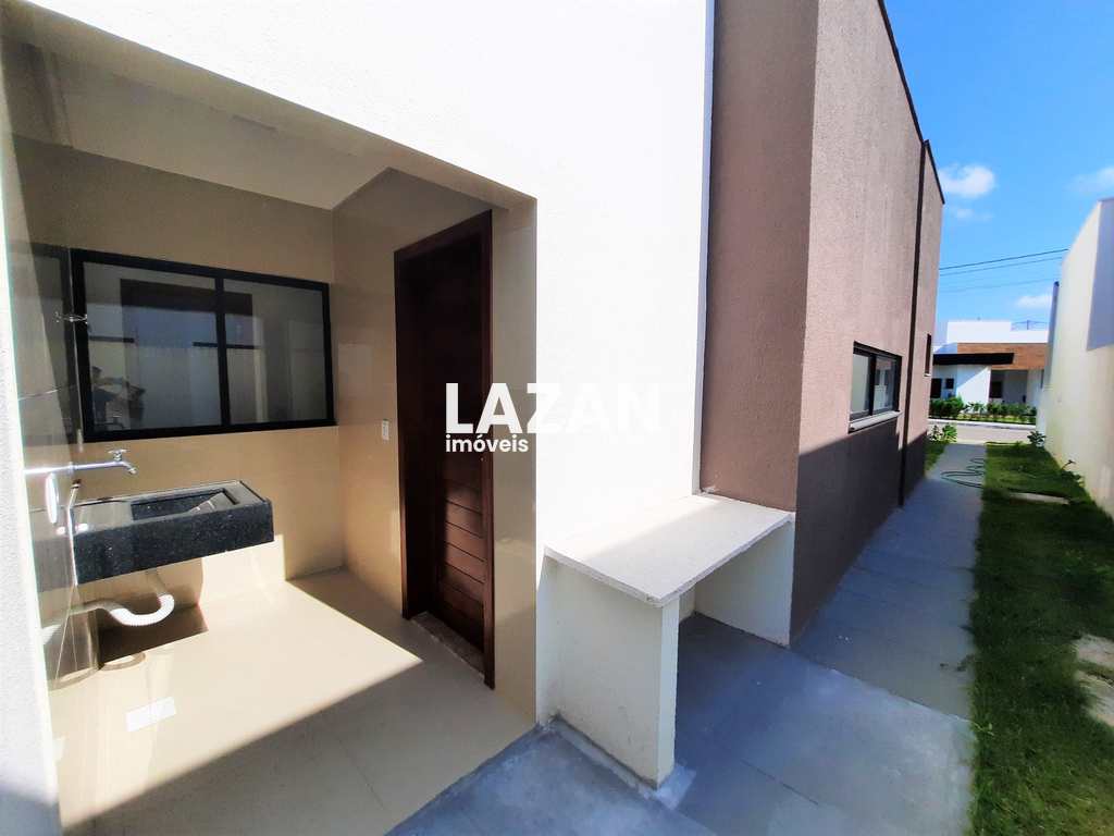 Casa em Parnamirim, no bairro Parque das Nações