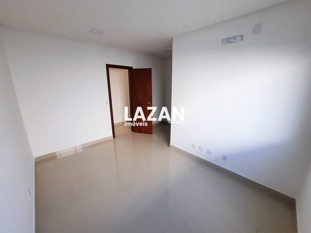 Casa em Parnamirim, no bairro Parque das Nações