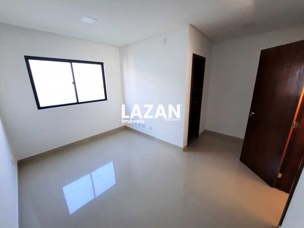 Casa em Parnamirim, no bairro Parque das Nações