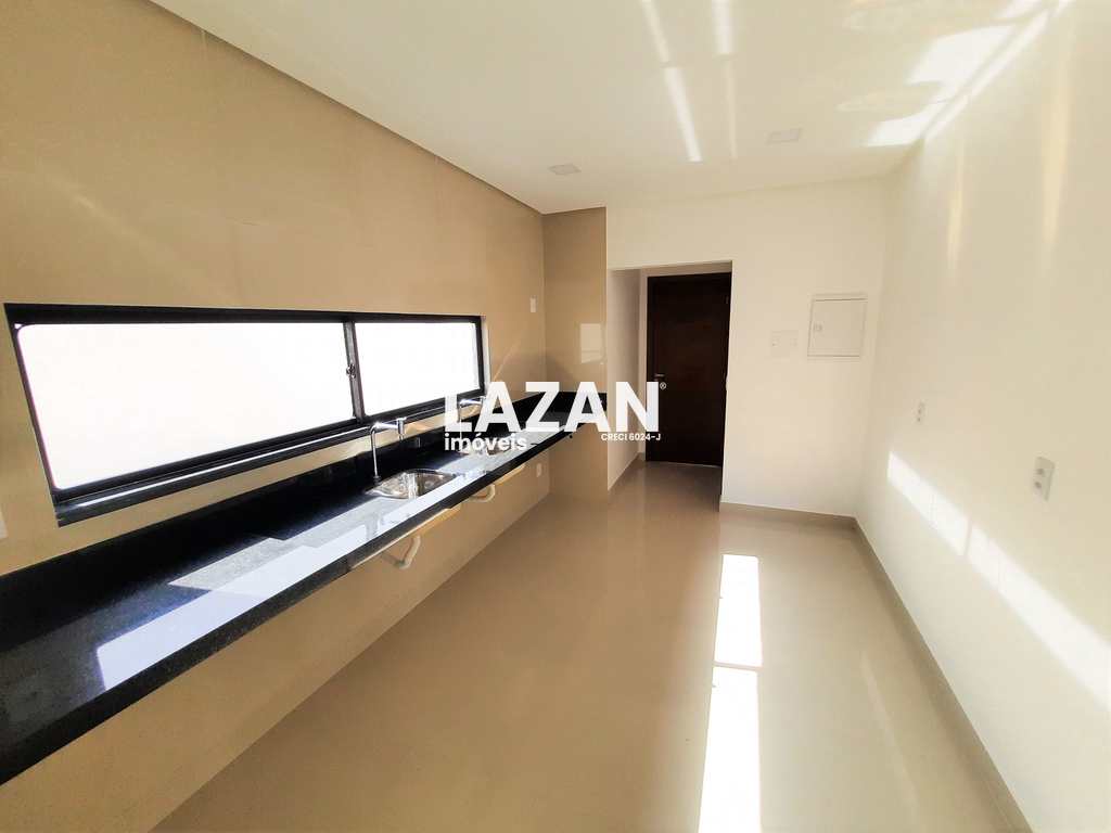 Casa em Parnamirim, no bairro Parque das Nações