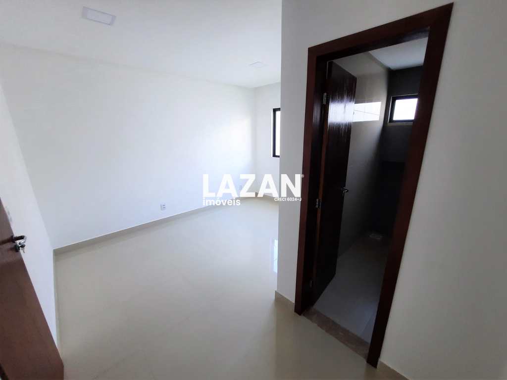 Casa em Parnamirim, no bairro Parque das Nações
