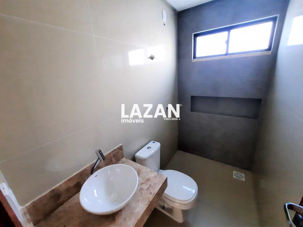 Casa em Parnamirim, no bairro Parque das Nações