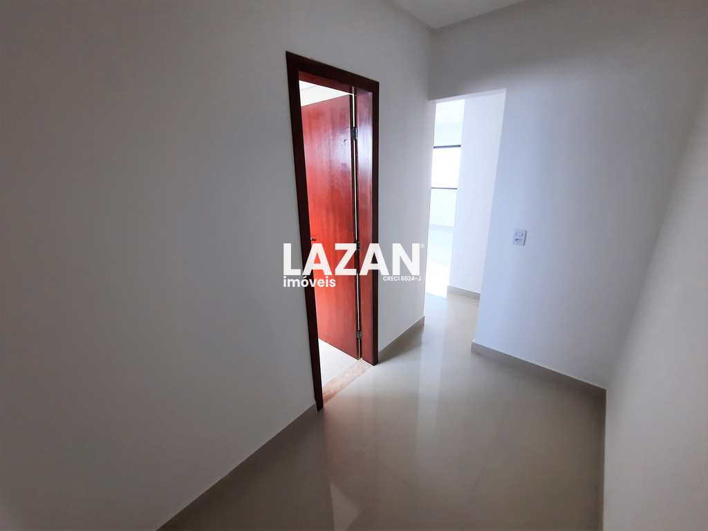 Casa em Parnamirim, no bairro Parque das Nações