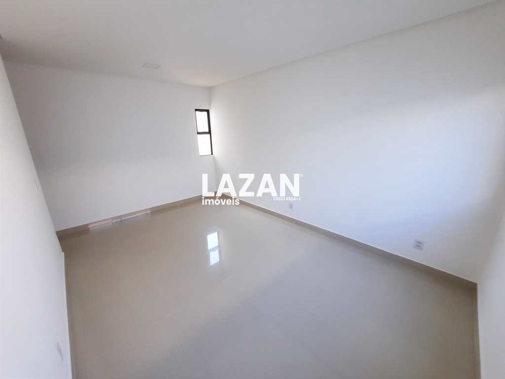 Casa em Parnamirim, no bairro Parque das Nações
