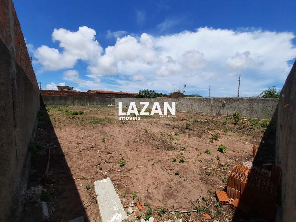 Terreno em São Gonçalo do Amarante, no bairro Cidade das Flores