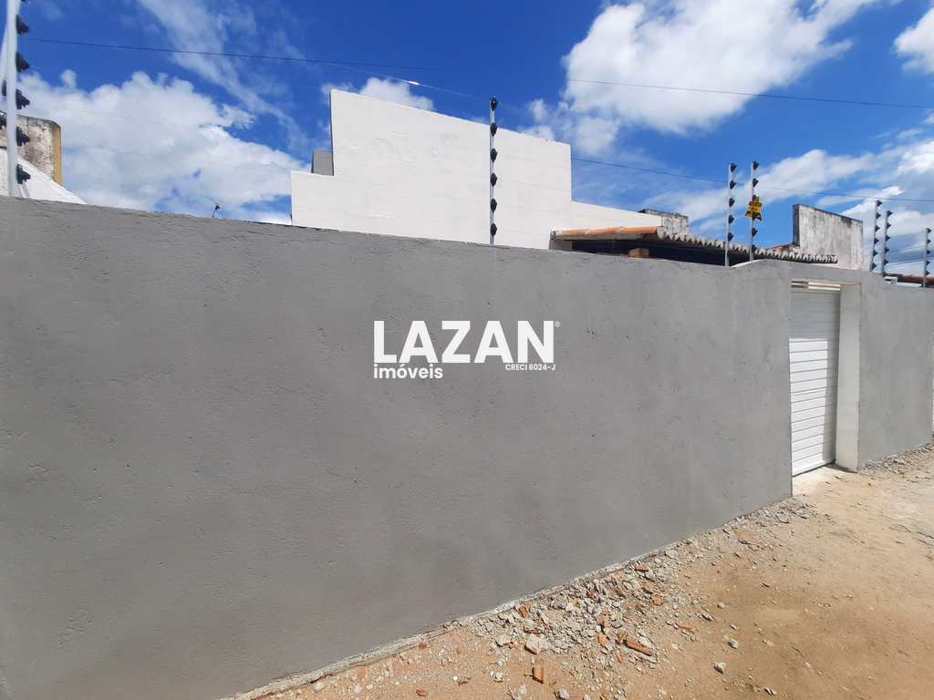 Casa em São Gonçalo do Amarante, no bairro Santa Terezinha
