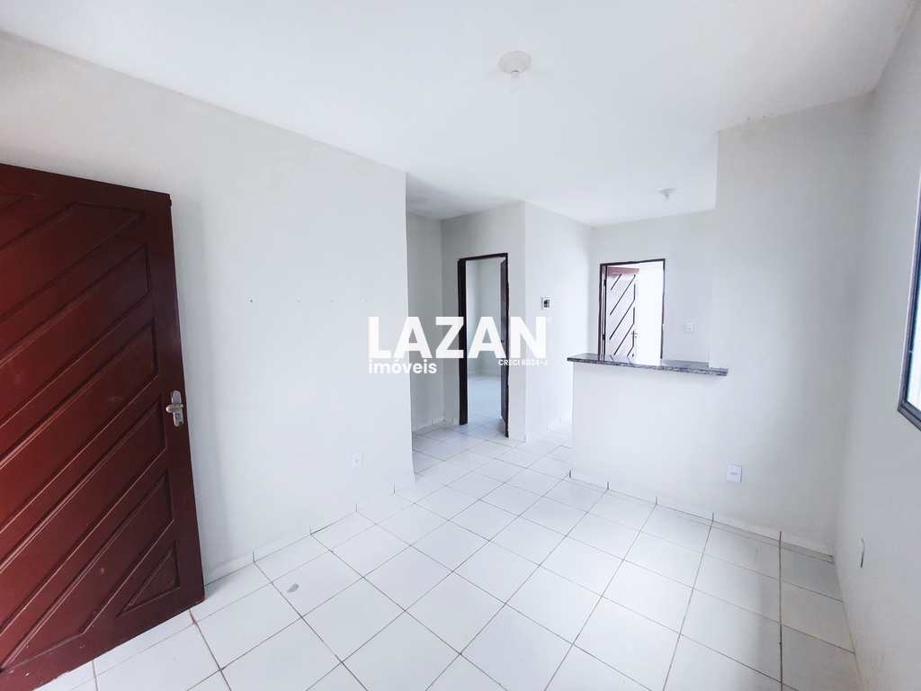 Casa em São Gonçalo do Amarante, no bairro Santa Terezinha