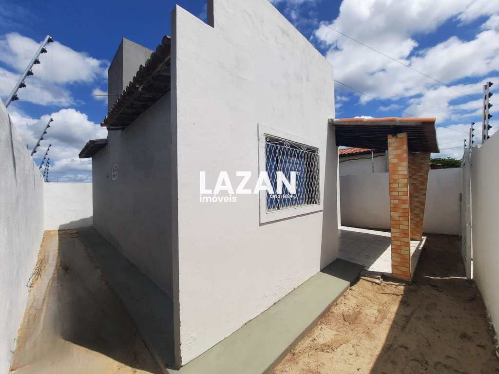 Casa em São Gonçalo do Amarante, no bairro Santa Terezinha
