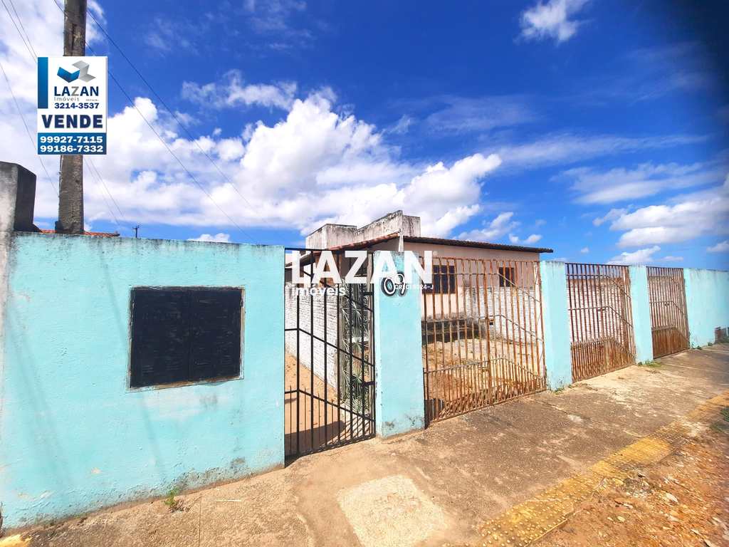 Casa em São Gonçalo do Amarante, no bairro Santa Terezinha