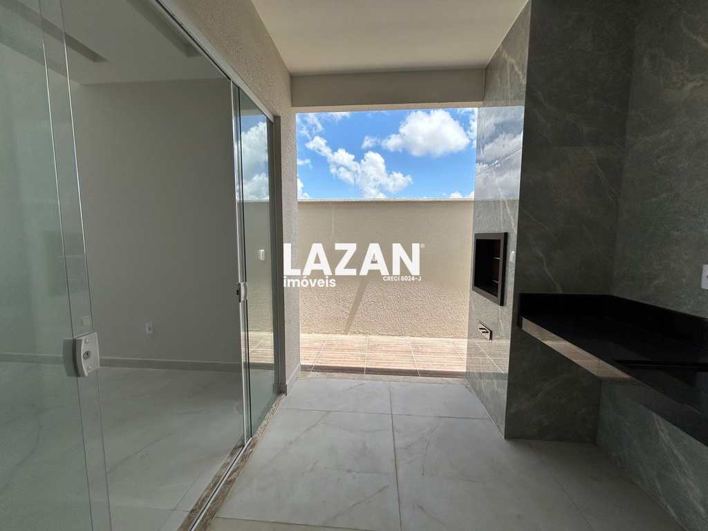 Casa de Condomínio em Parnamirim, no bairro Cajupiranga