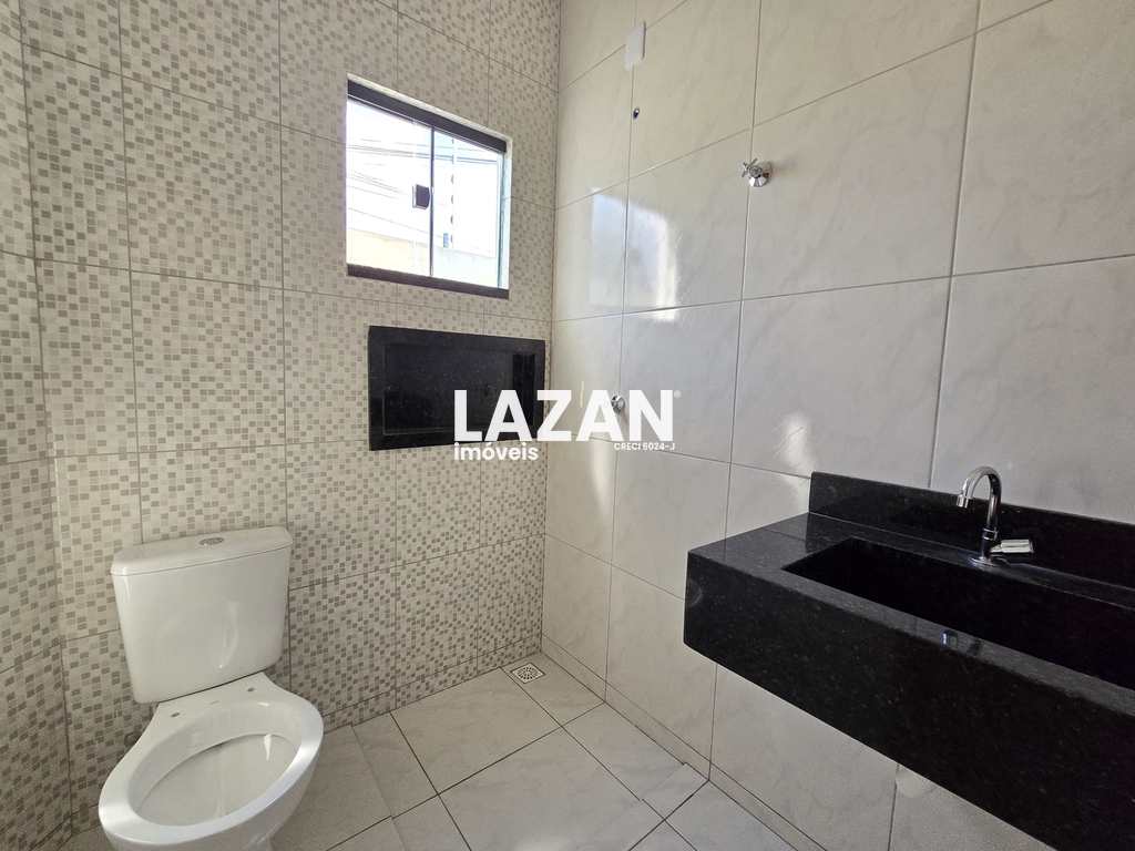 Casa em Parnamirim, no bairro Santos Reis
