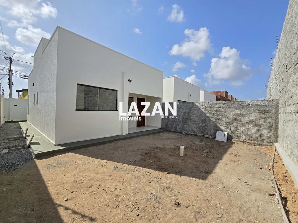 Casa em Parnamirim, no bairro Santos Reis