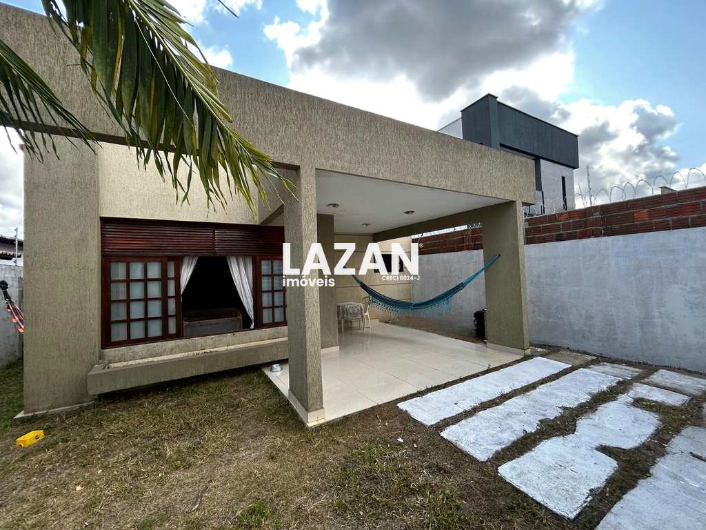 Casa em São Gonçalo do Amarante, no bairro Cidade das Rosas